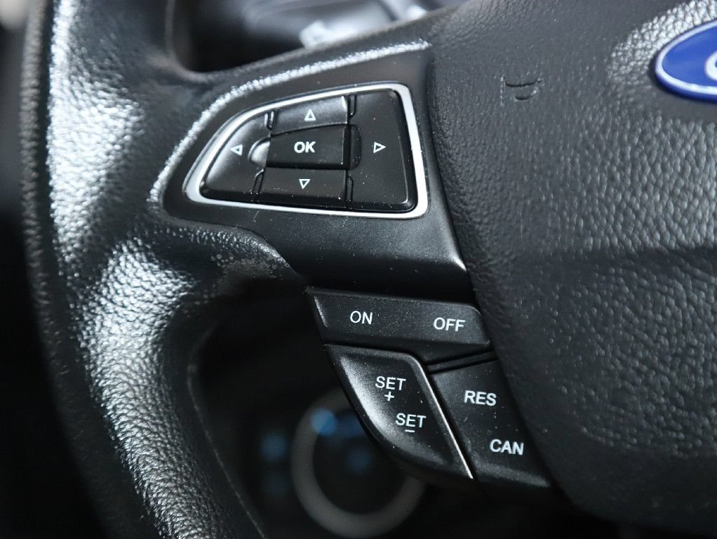 Used 2019 Ford Escape SE FWD image 22
