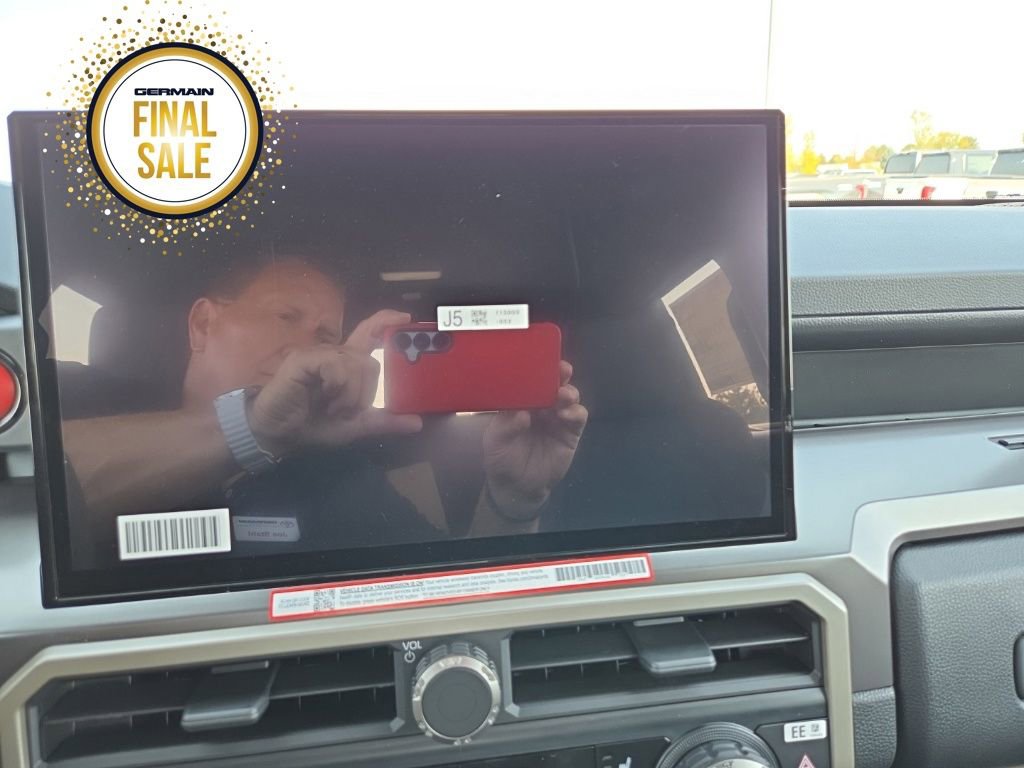 New 2025 Toyota Tacoma TRD Off-Road image 32