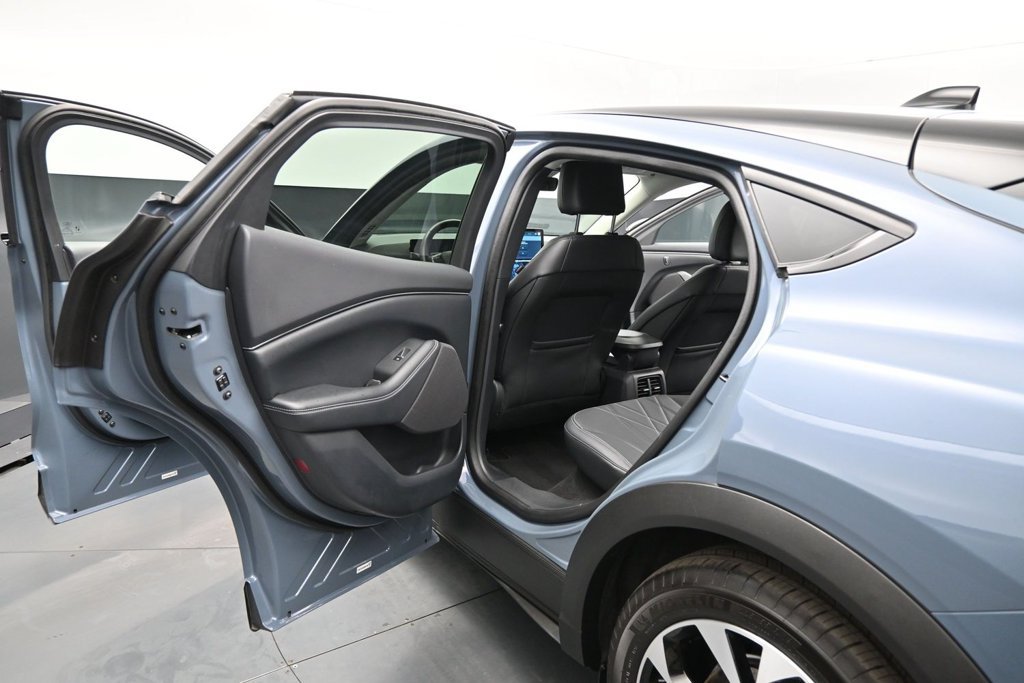 Used 2024 Ford Mustang Mach-E Select w/ Comfort Package Lite AWD/4WD image 19