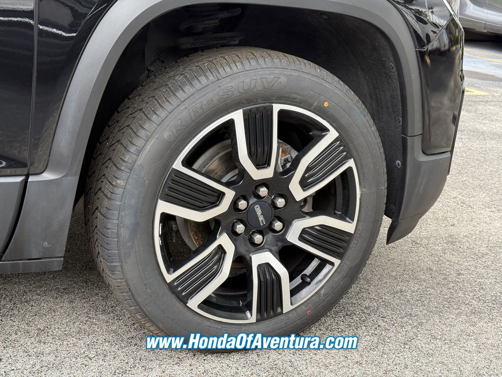 Used 2021 GMC Acadia SLE w/ Driver Convenience Package image 6