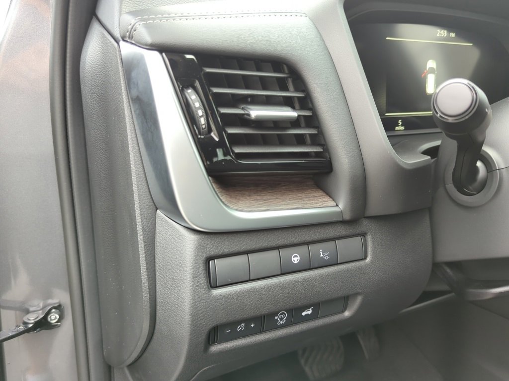 New 2026 Nissan Rogue Platinum image 12