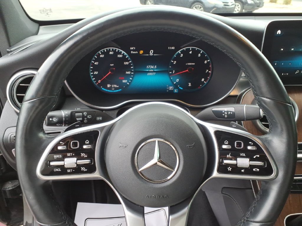 Used 2020 Mercedes-Benz GLC 300 4MATIC image 20
