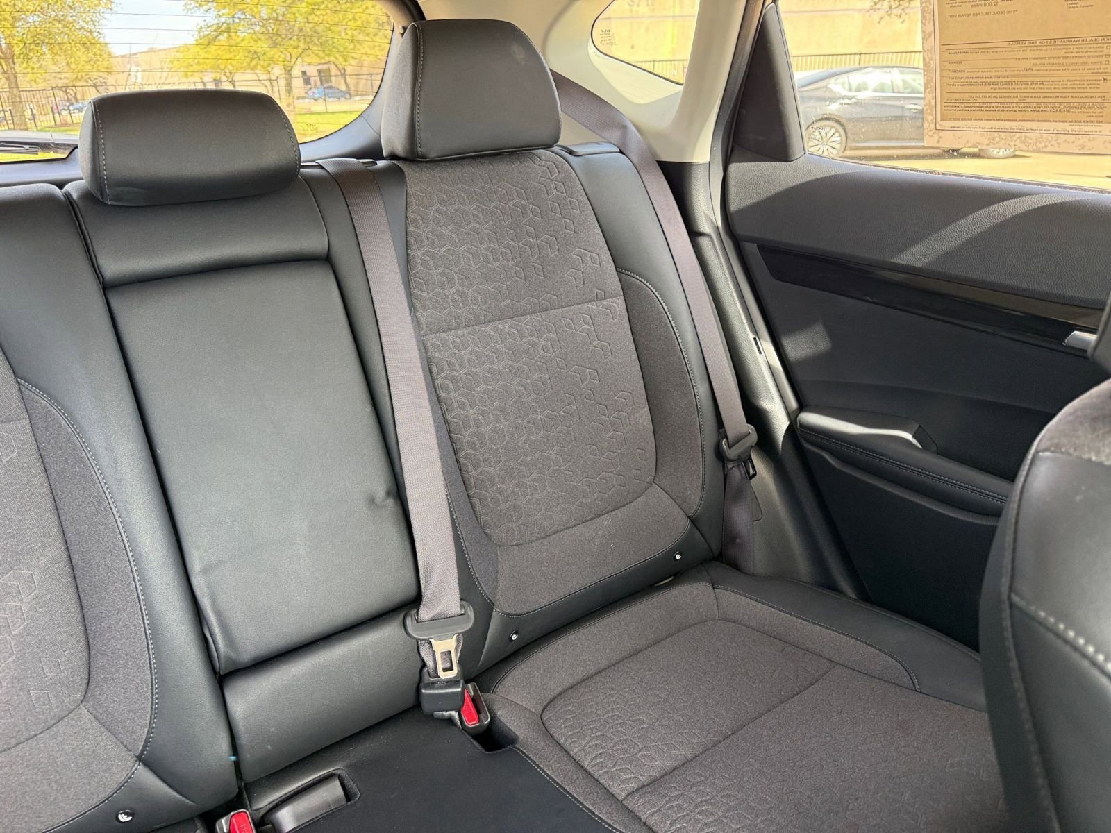 Used 2025 Kia Seltos S image 39