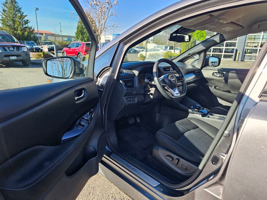Certified 2024 Nissan Leaf SV Plus image 16