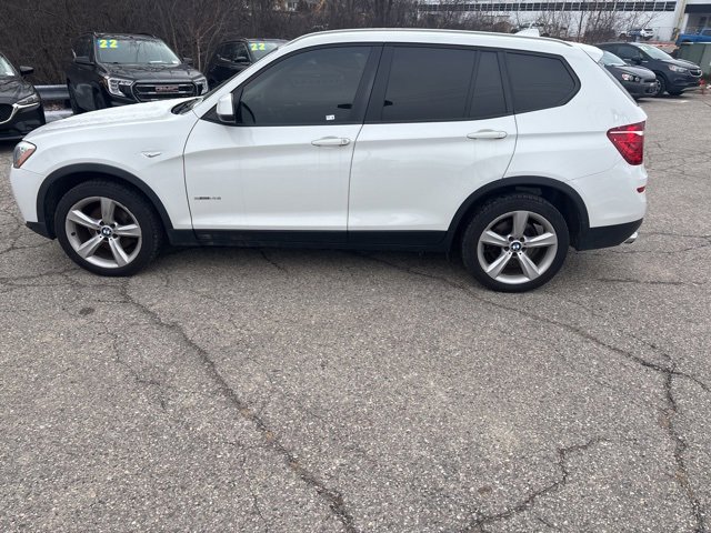 Used 2017 BMW X3 sDrive28i image 12