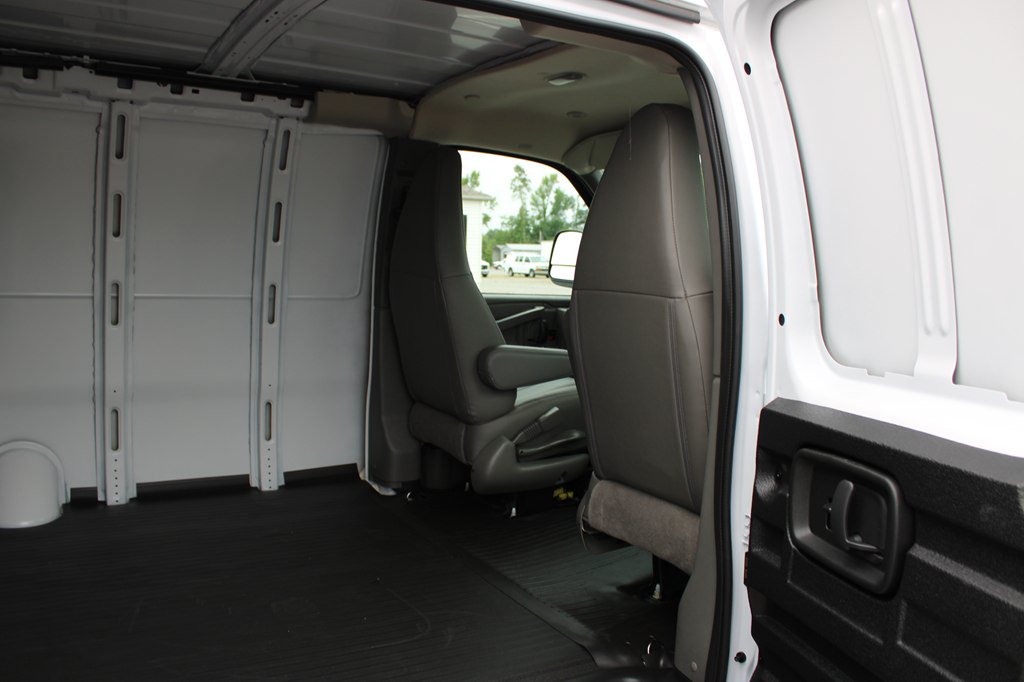 Used 2025 Chevrolet Express 2500 Extended w/ Driver Convenience Package RWD image 9