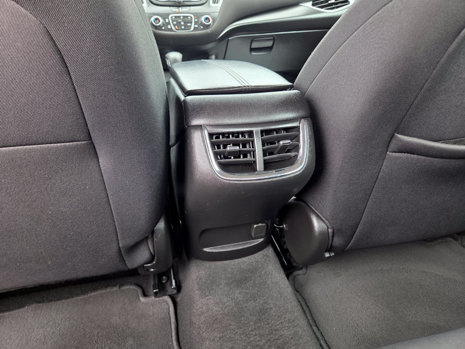 Used 2024 Chevrolet Malibu LT FWD image 20