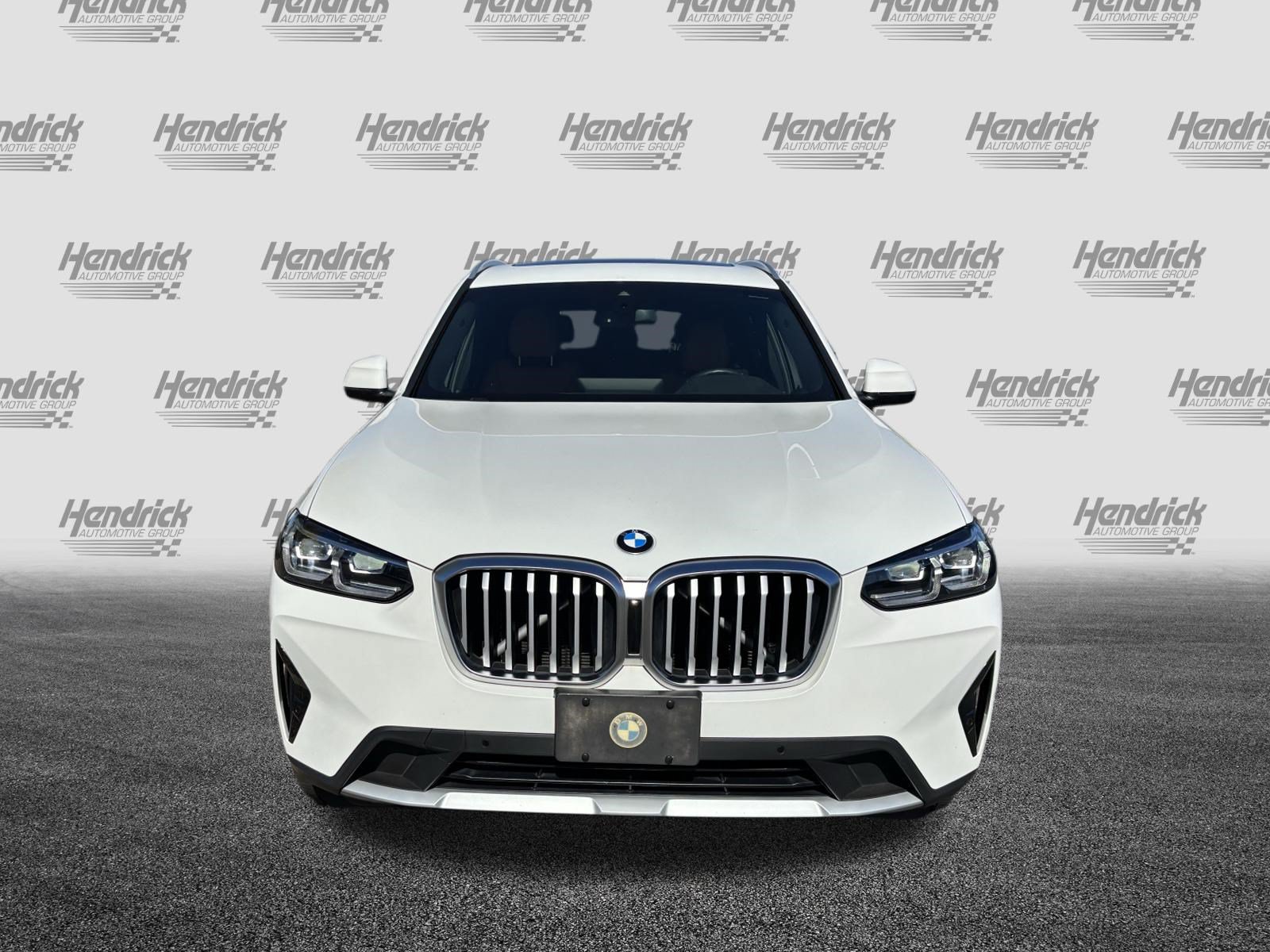 Certified 2024 BMW X3 xDrive30i w/ Premium Package AWD/4WD image 3