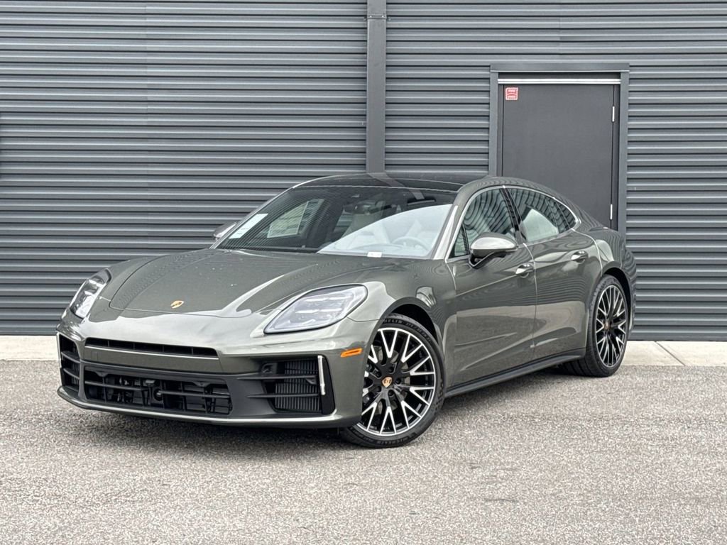 New 2025 Porsche Panamera 4 image 1