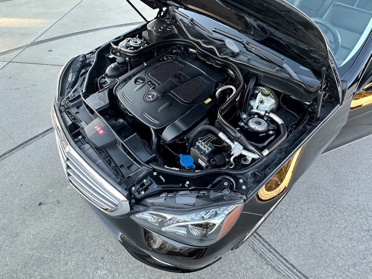 Used 2014 Mercedes-Benz E 350 E 350 Luxury 4dr Sedan image 34