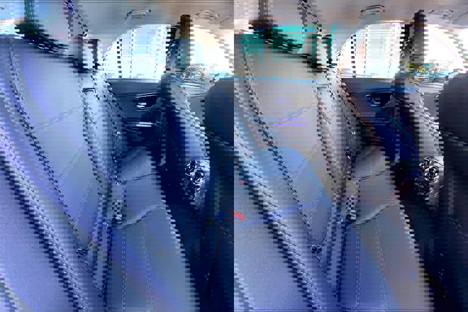 Used 2022 Mercedes-Benz C 300 4MATIC Sedan image 18