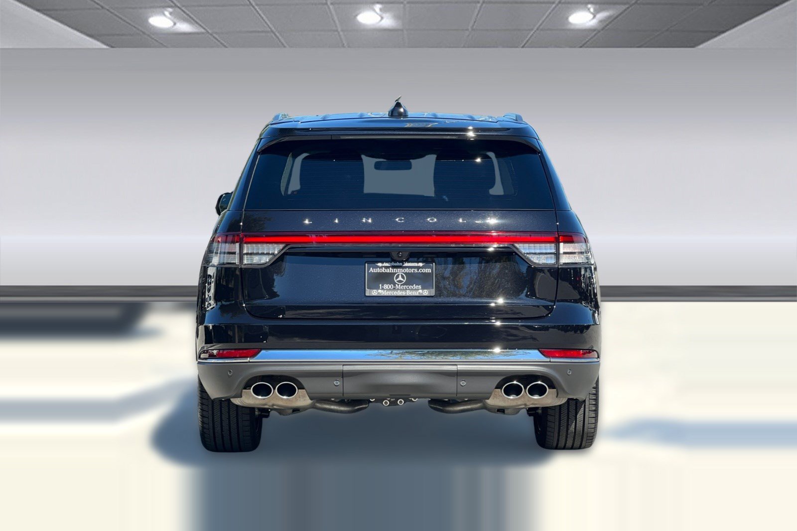 Used 2026 Lincoln Aviator Reserve AWD/4WD image 9