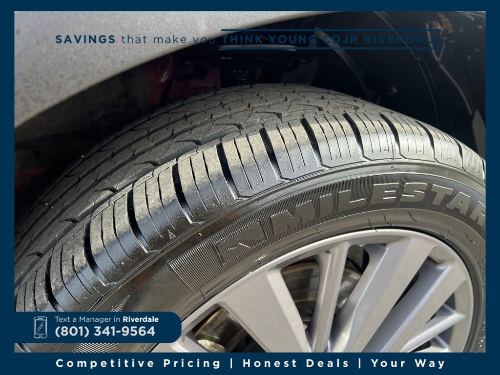 Used 2023 Nissan Pathfinder SL w/ SL Premium Package image 25