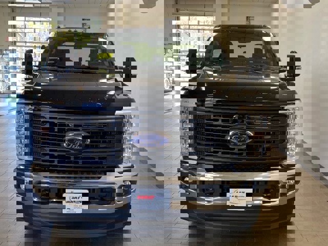 New 2026 Ford F250 XL w/ XL Chrome Package image 10