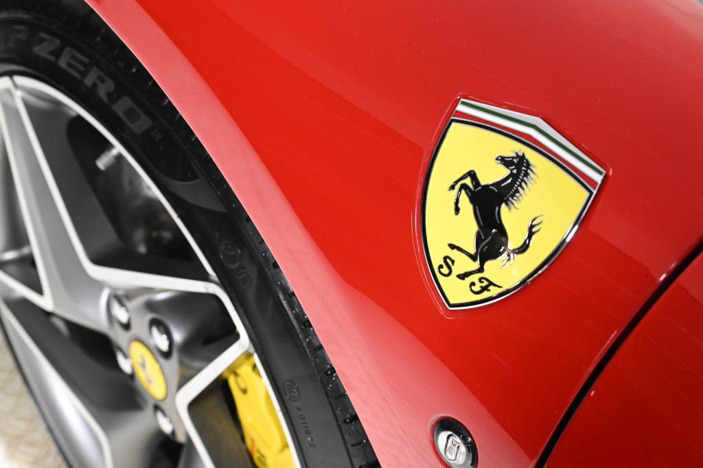 Certified 2022 Ferrari F8 Tributo RWD image 27