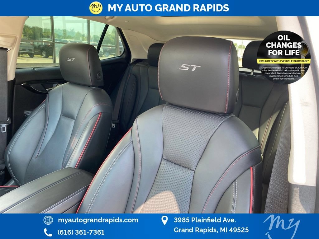 Used 2023 Buick Envision Essence w/ Sport Touring Package AWD/4WD image 15