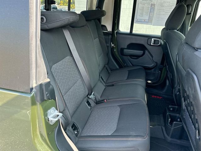 Used 2023 Jeep Gladiator Mojave w/ Cold Weather Group image 26