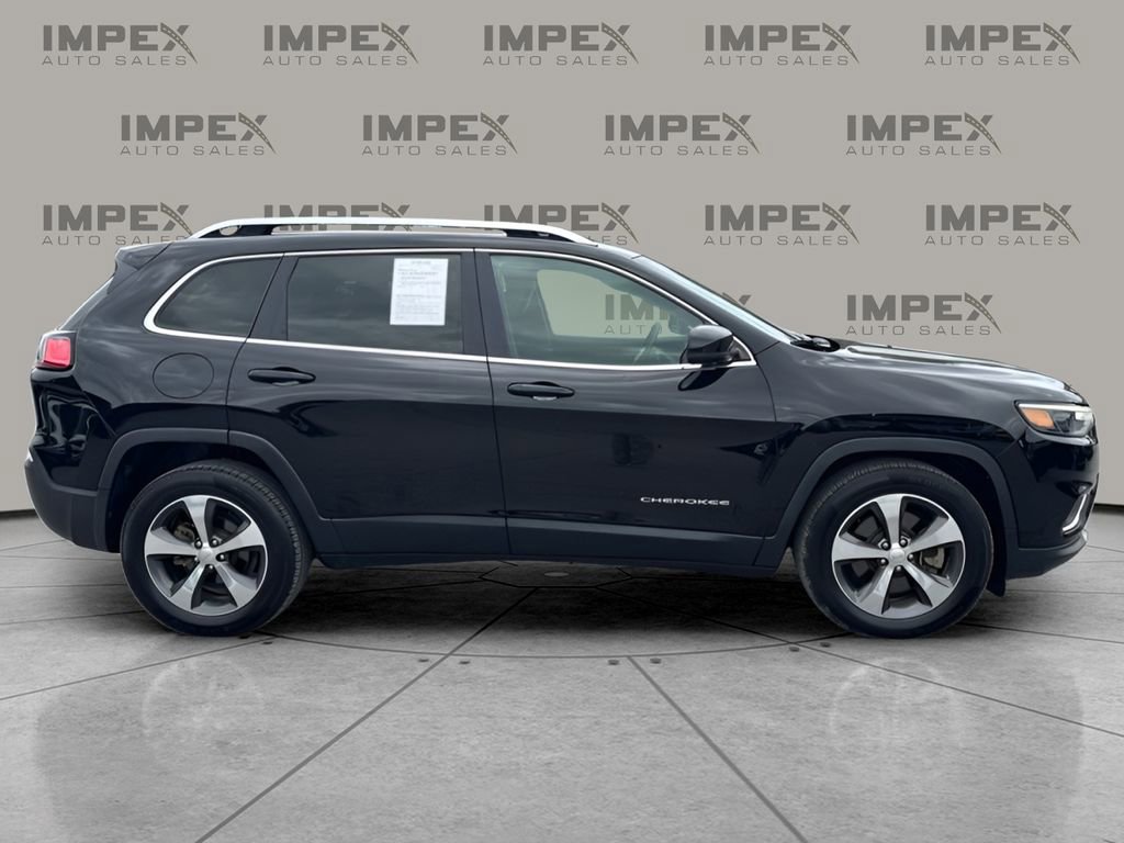 Used 2019 Jeep Cherokee Limited FWD image 6