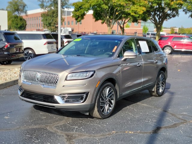 Used 2020 Lincoln Nautilus Reserve AWD/4WD image 2