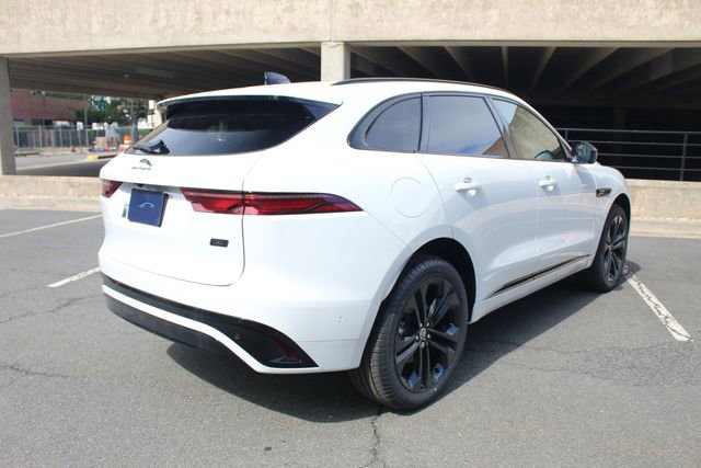 New 2026 Jaguar F-PACE R-Dynamic S image 2