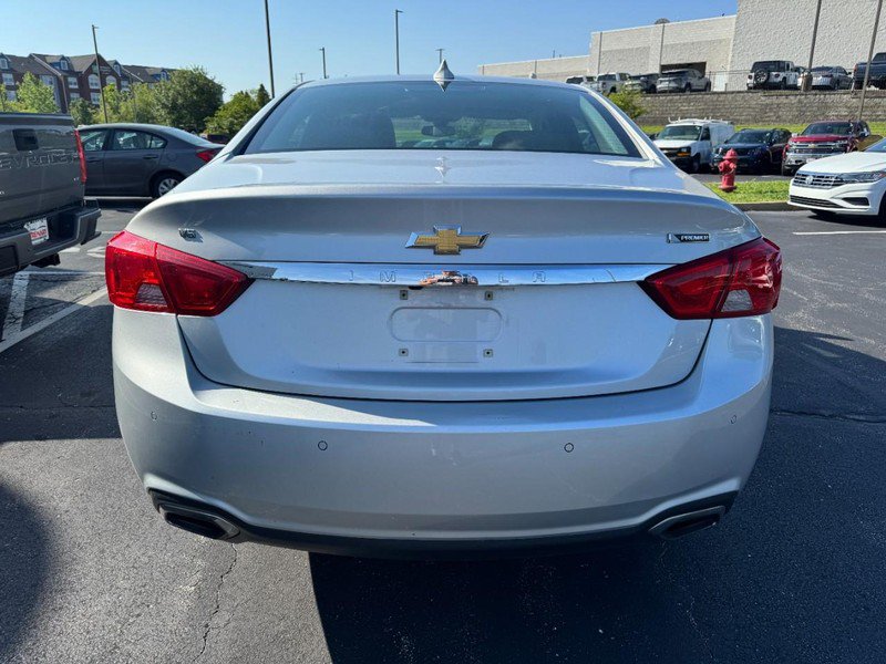 Used 2018 Chevrolet Impala Premier FWD image 4