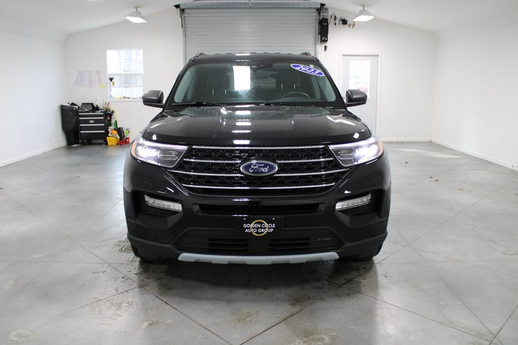 Used 2023 Ford Explorer XLT w/ Equipment Group 202A video 3
