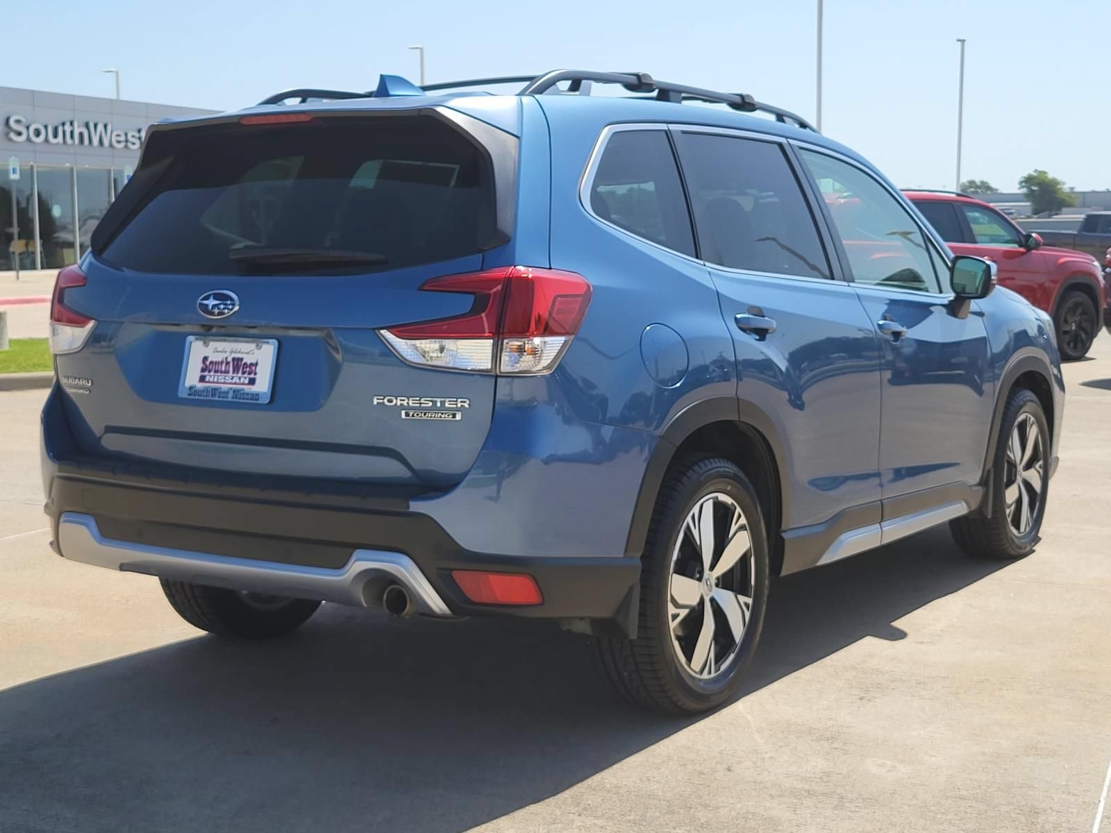 Used 2021 Subaru Forester Touring w/ Popular Package #2 AWD/4WD image 5