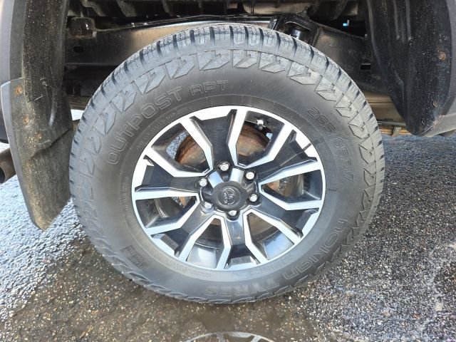 Used 2021 Toyota Tacoma TRD Sport image 65