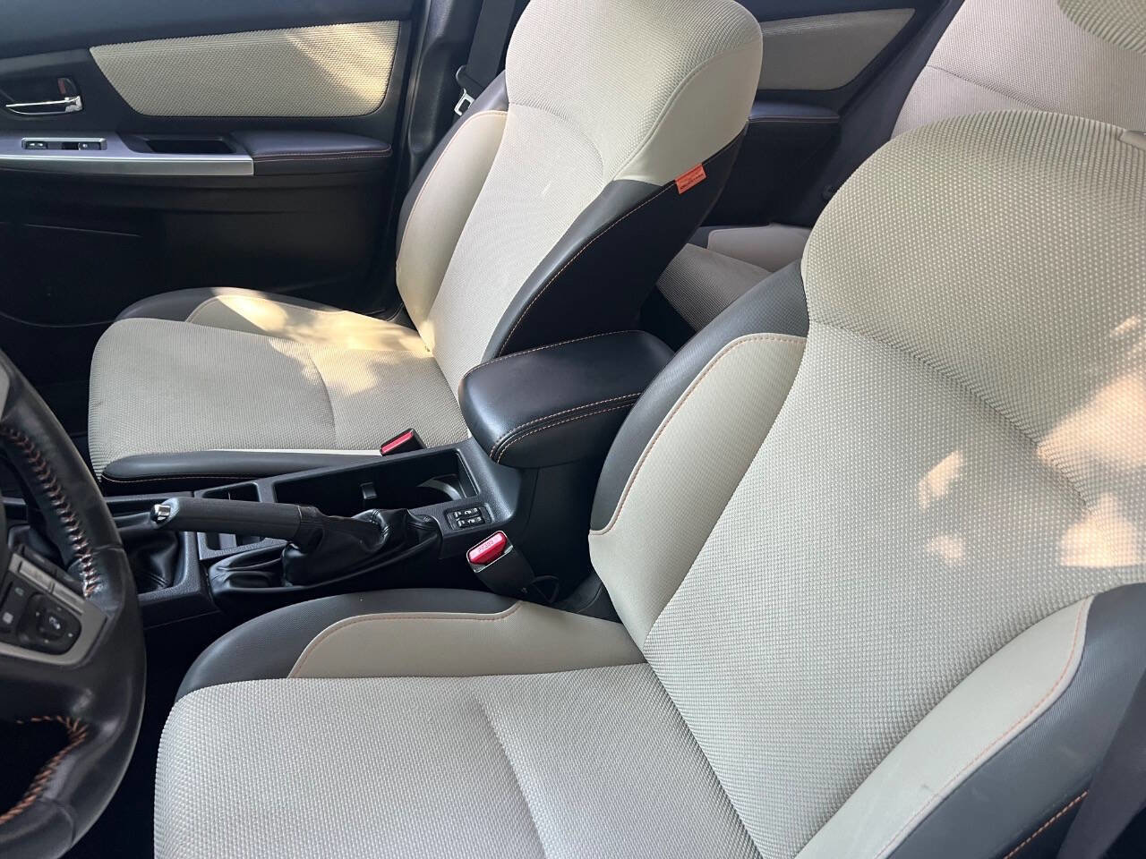 Used 2017 Subaru Crosstrek 2.0i Premium image 30