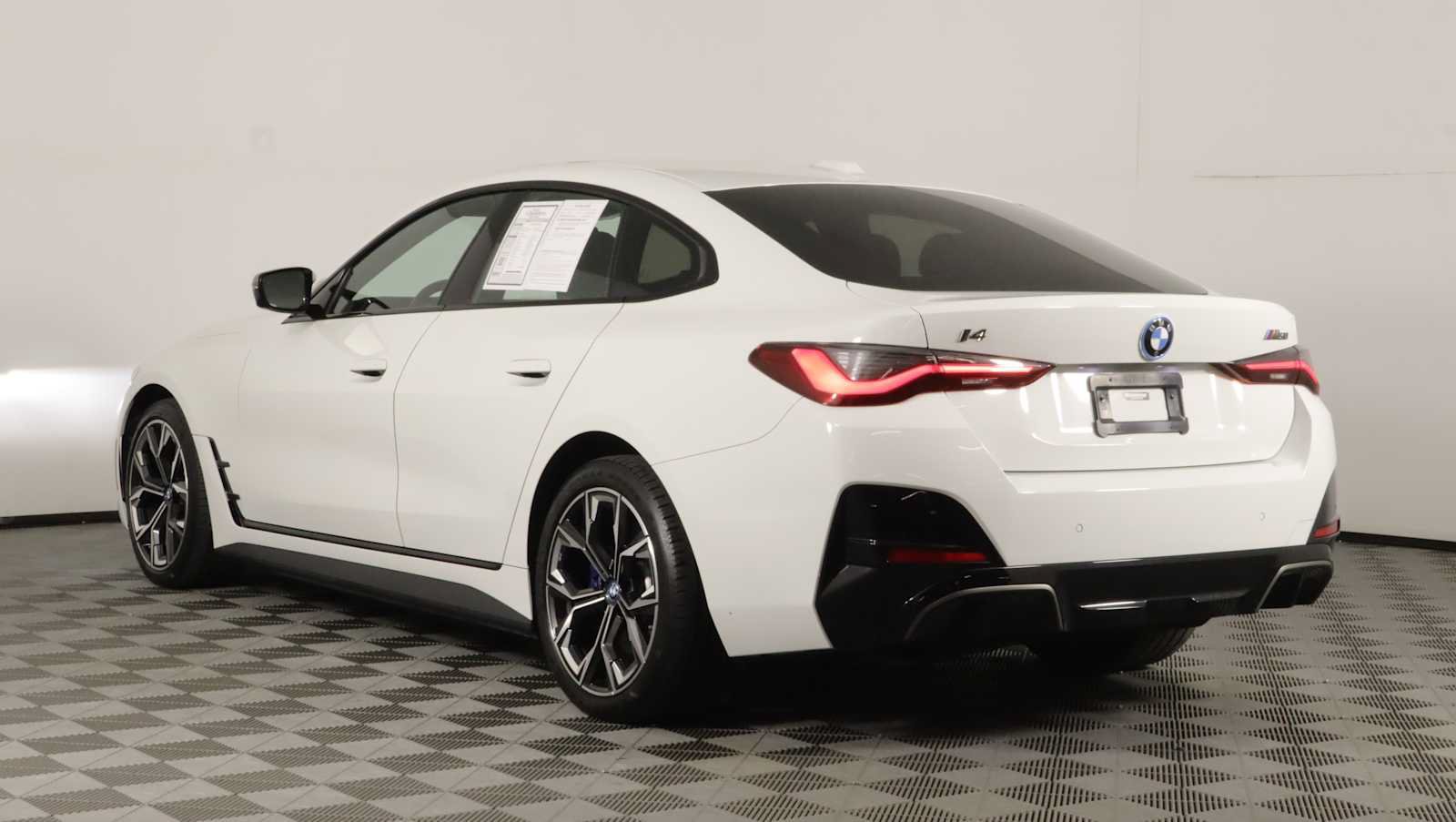 Used 2022 BMW i4 M50 w/ Premium Package AWD/4WD image 4