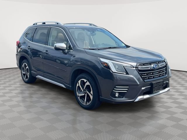 Used 2023 Subaru Forester Touring AWD/4WD image 4