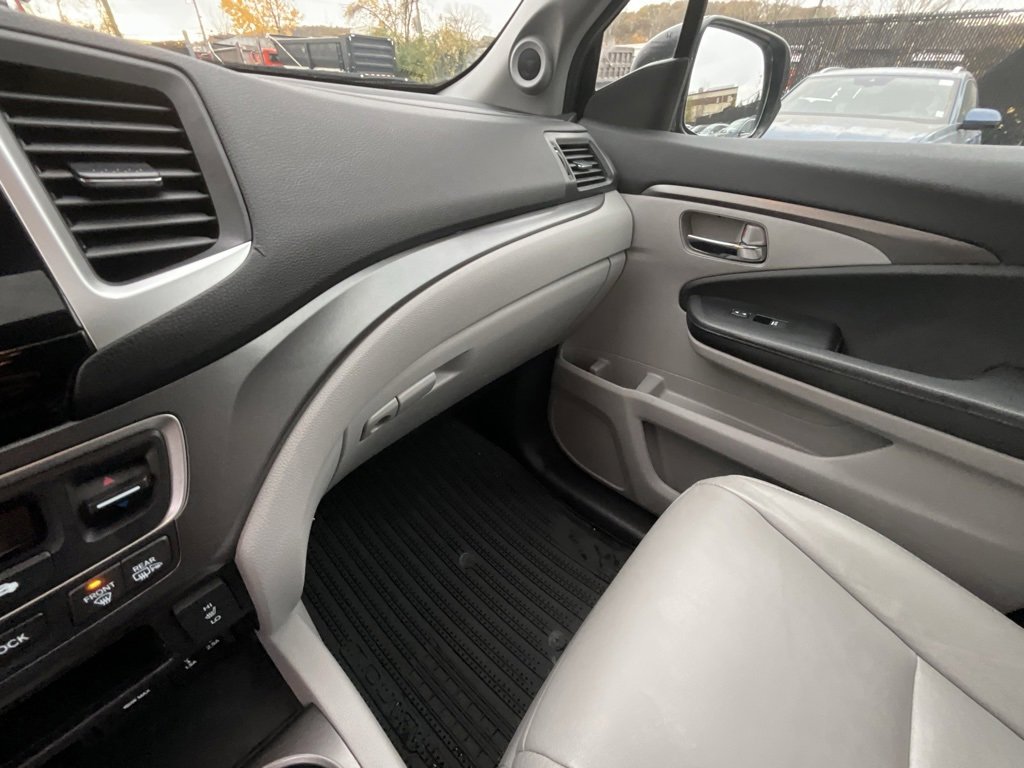 Used 2017 Honda Pilot EX-L image 24