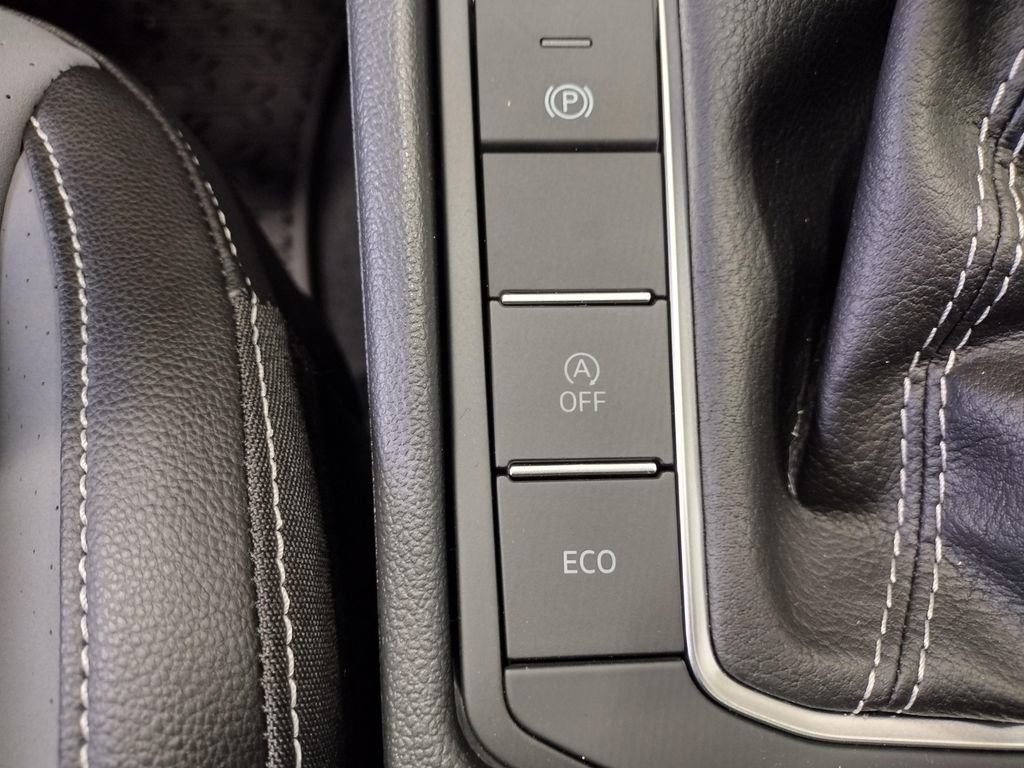 New 2026 Volkswagen Jetta SE FWD image 29