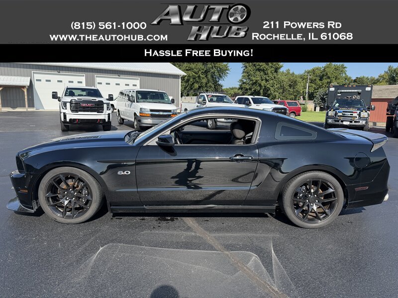 Used 2013 Ford Mustang GT RWD image 1
