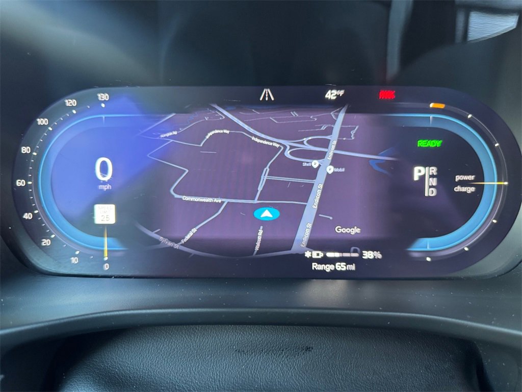 Certified 2022 Volvo C40 P8 Recharge Ultimate image 21