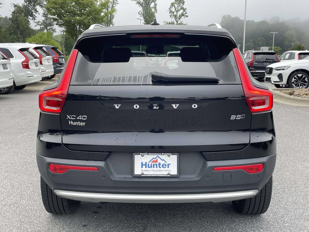 Used 2023 Volvo XC40 B5 Plus w/ Protection Package Premier AWD/4WD image 27