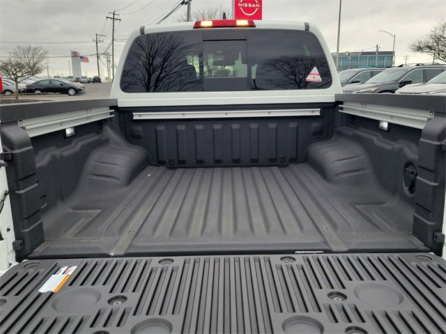 New 2026 Nissan Frontier PRO-4X w/ Pro-4x Convenience Package image 13