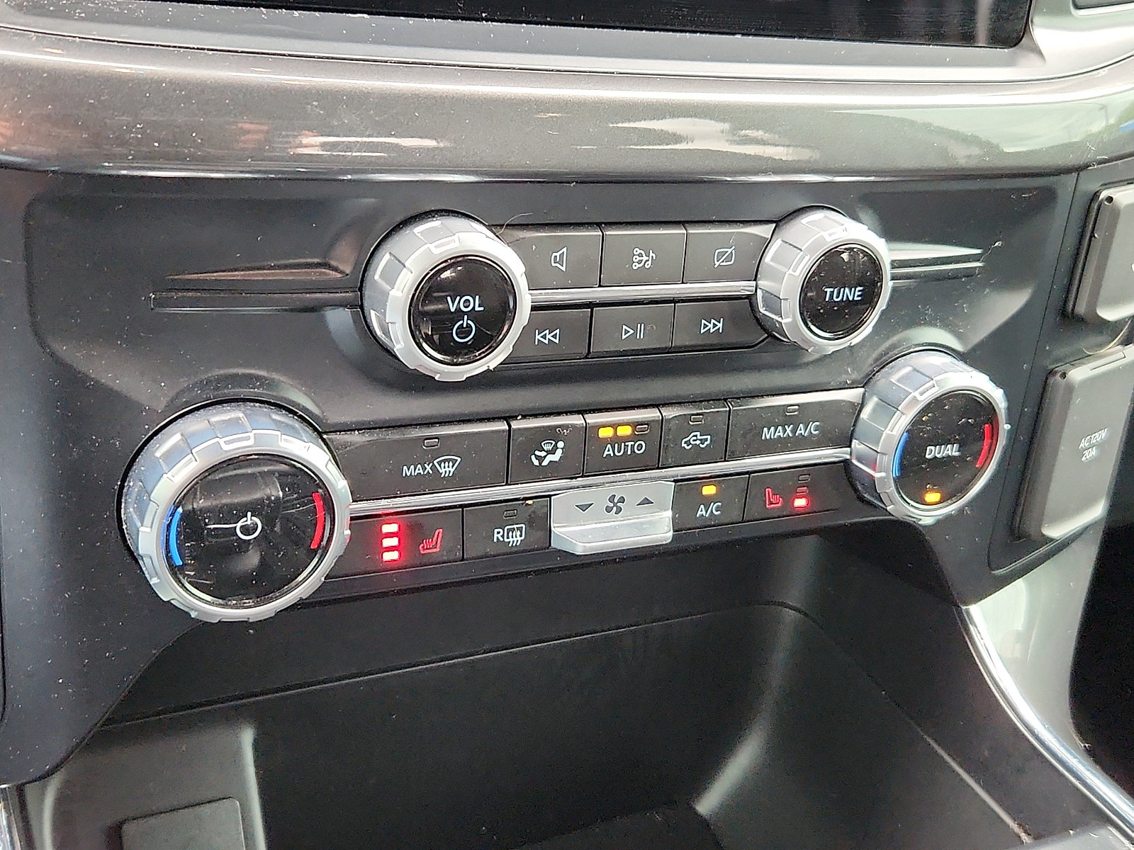 Used 2023 Ford F150 XLT w/ Equipment Group 302A High AWD/4WD image 15