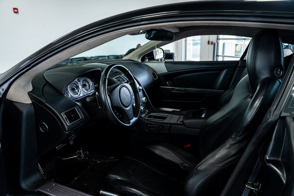 Used 2011 Aston Martin DB9 Coupe image 30