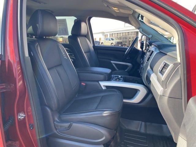Used 2018 Nissan Titan PRO-4X image 25