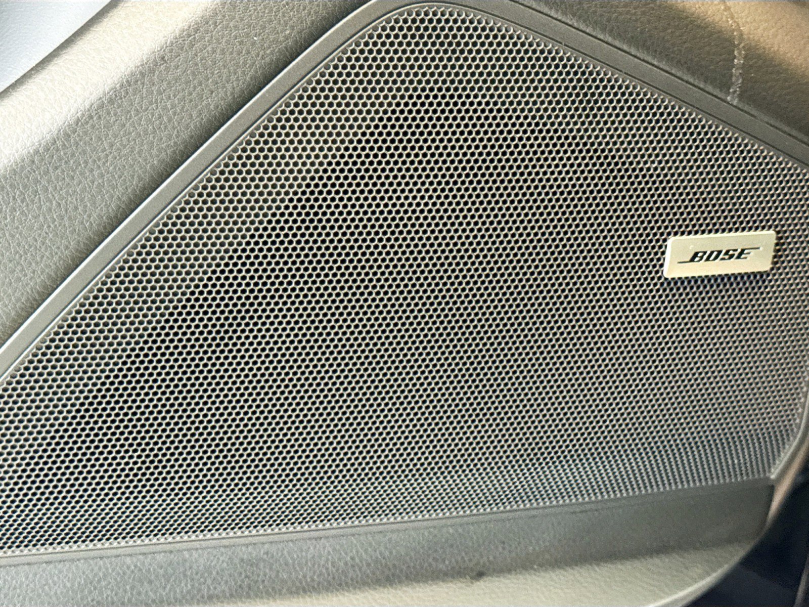 Used 2021 Porsche Cayenne S image 12