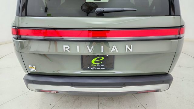 Used 2022 Rivian R1S Launch Edition image 12