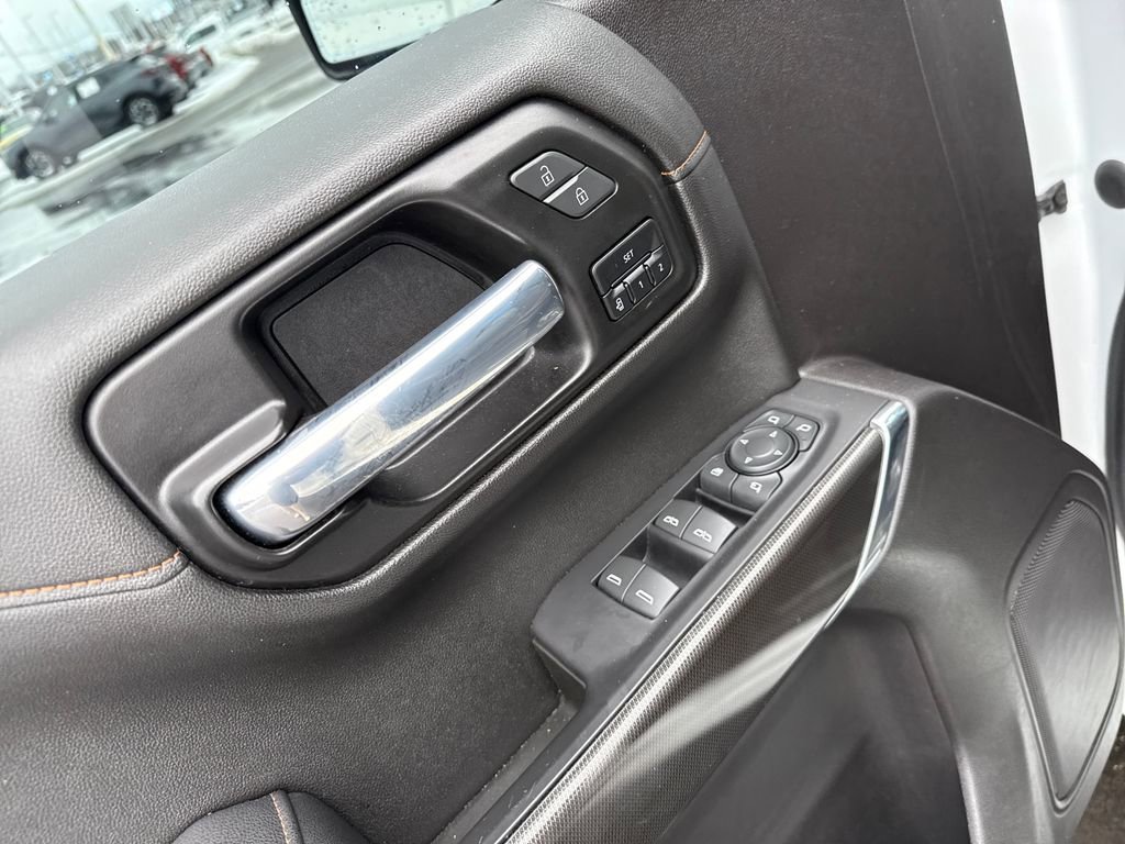 Used 2021 GMC Sierra 1500 AT4 image 14