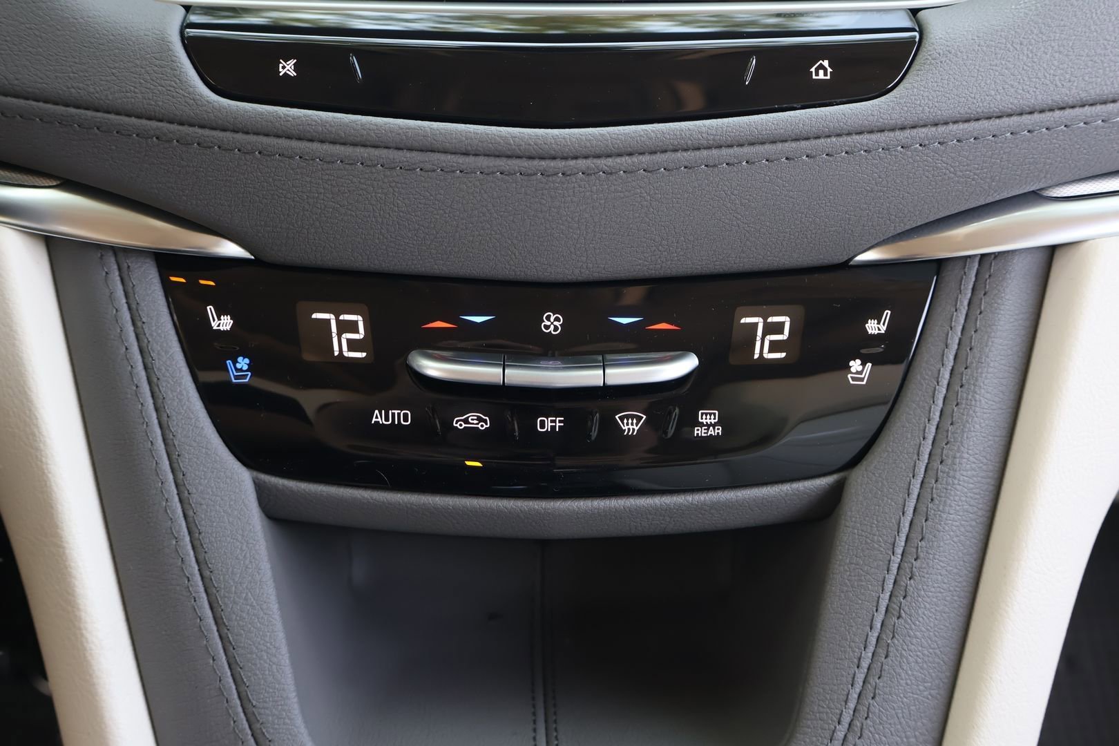 New 2026 Cadillac XT5 Premium Luxury w/ Driver Assist Package AWD/4WD image 26