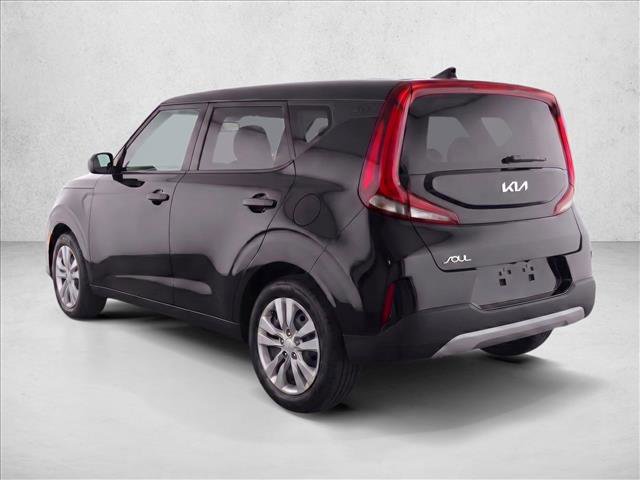 Used 2023 Kia Soul LX image 5