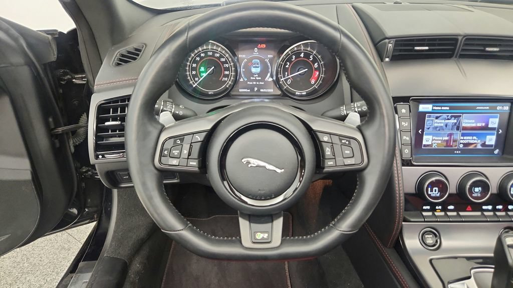 Used 2017 Jaguar F-TYPE R AWD/4WD image 31
