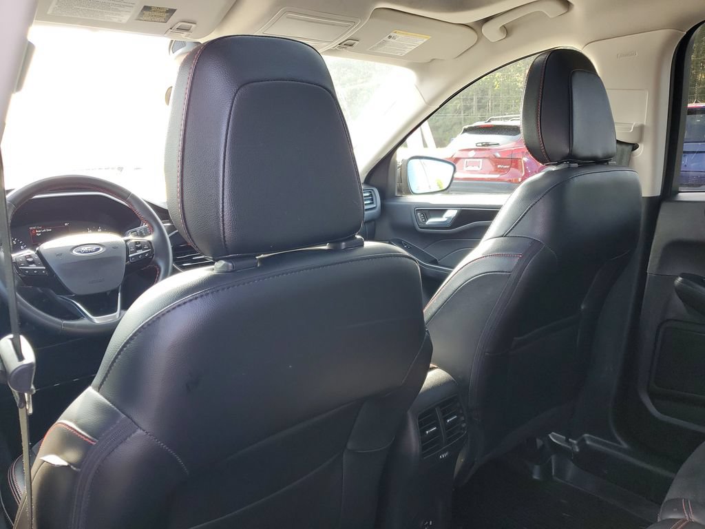 Used 2022 Ford Escape SEL w/ SEL Stealth AWD Package image 32