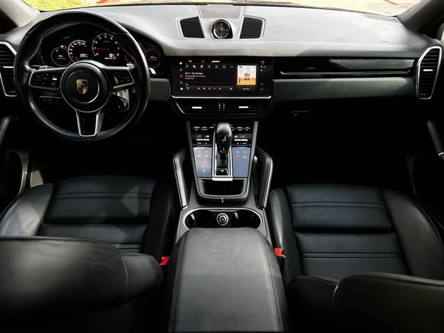 Used 2022 Porsche Cayenne Platinum Edition AWD/4WD image 11