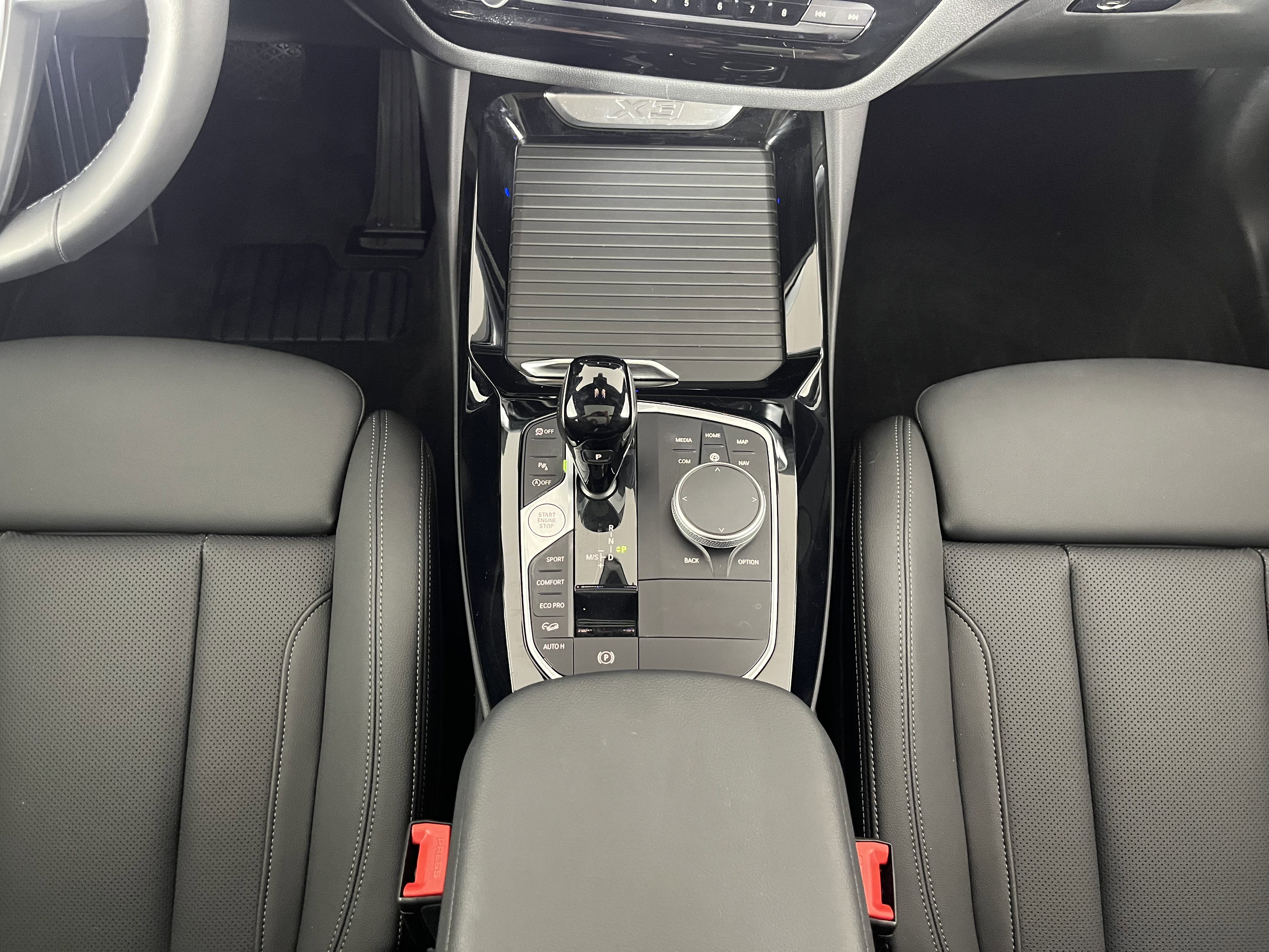 Certified 2024 BMW X3 xDrive30i w/ Premium Package w/ZPA image 16