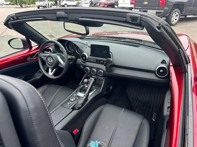 Used 2023 MAZDA MX-5 Miata Grand Touring RWD image 15